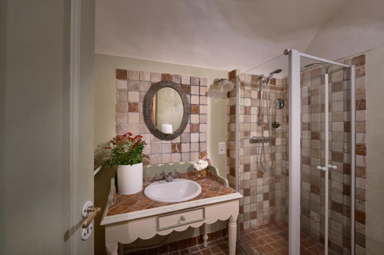 Maison Lou Roucas Cabrieres-d'Aigues エクステリア 写真